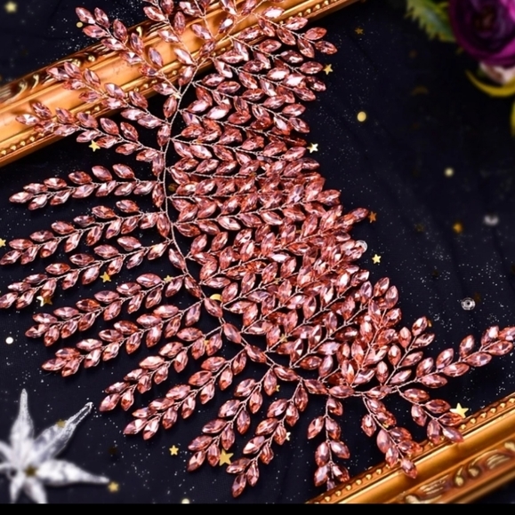 Rhinestone bridal wedding pageant prom hair pin - Picture 5 of 10